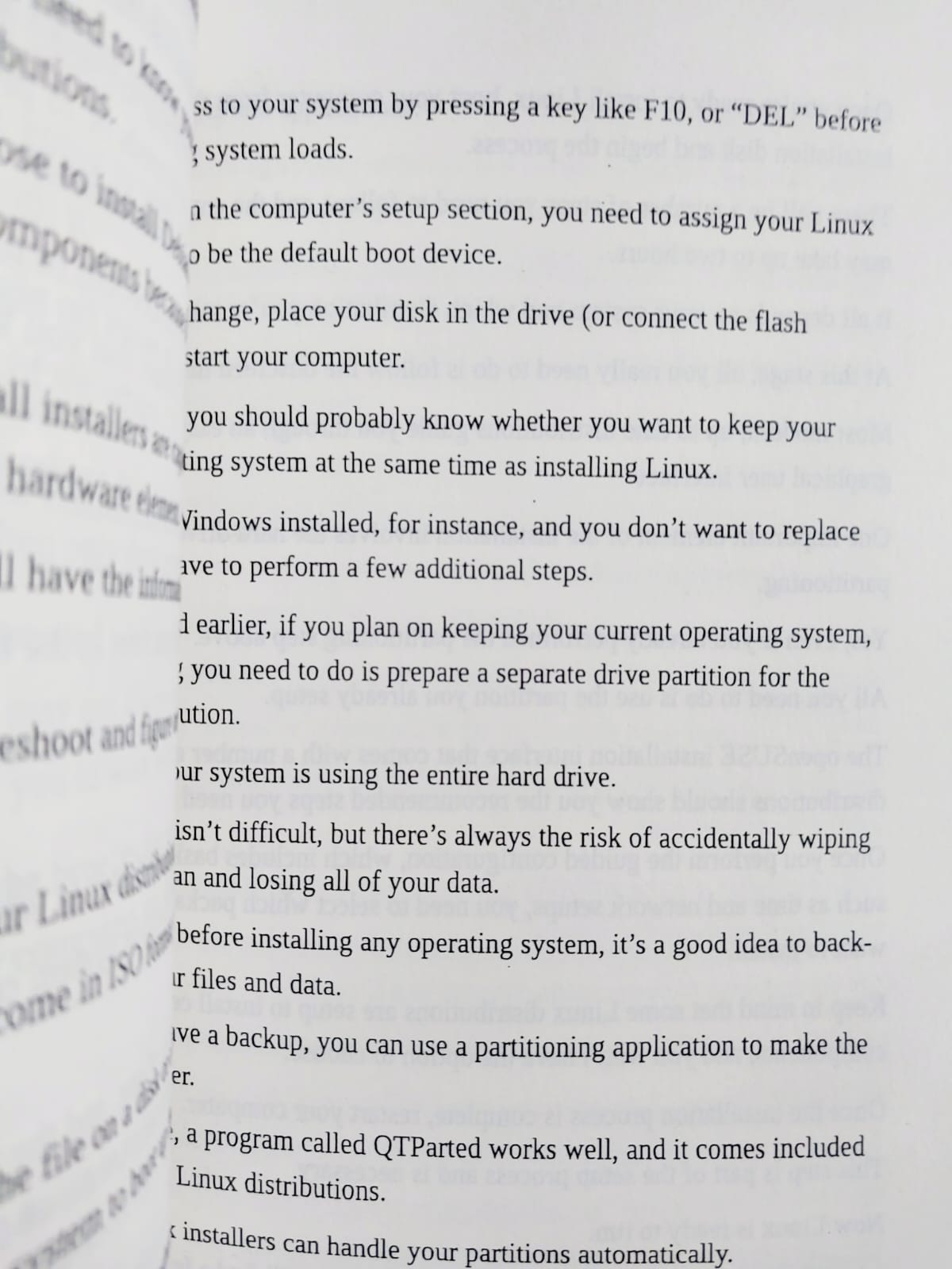 Picture of Hacking: 3 Books in 1: a Beginners Guide for Hackers by Julian James McKinnon - Premium - Paperback