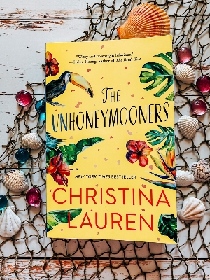 Picture of The Unhoneymooners by Christina Lauren - Premium - Paperback