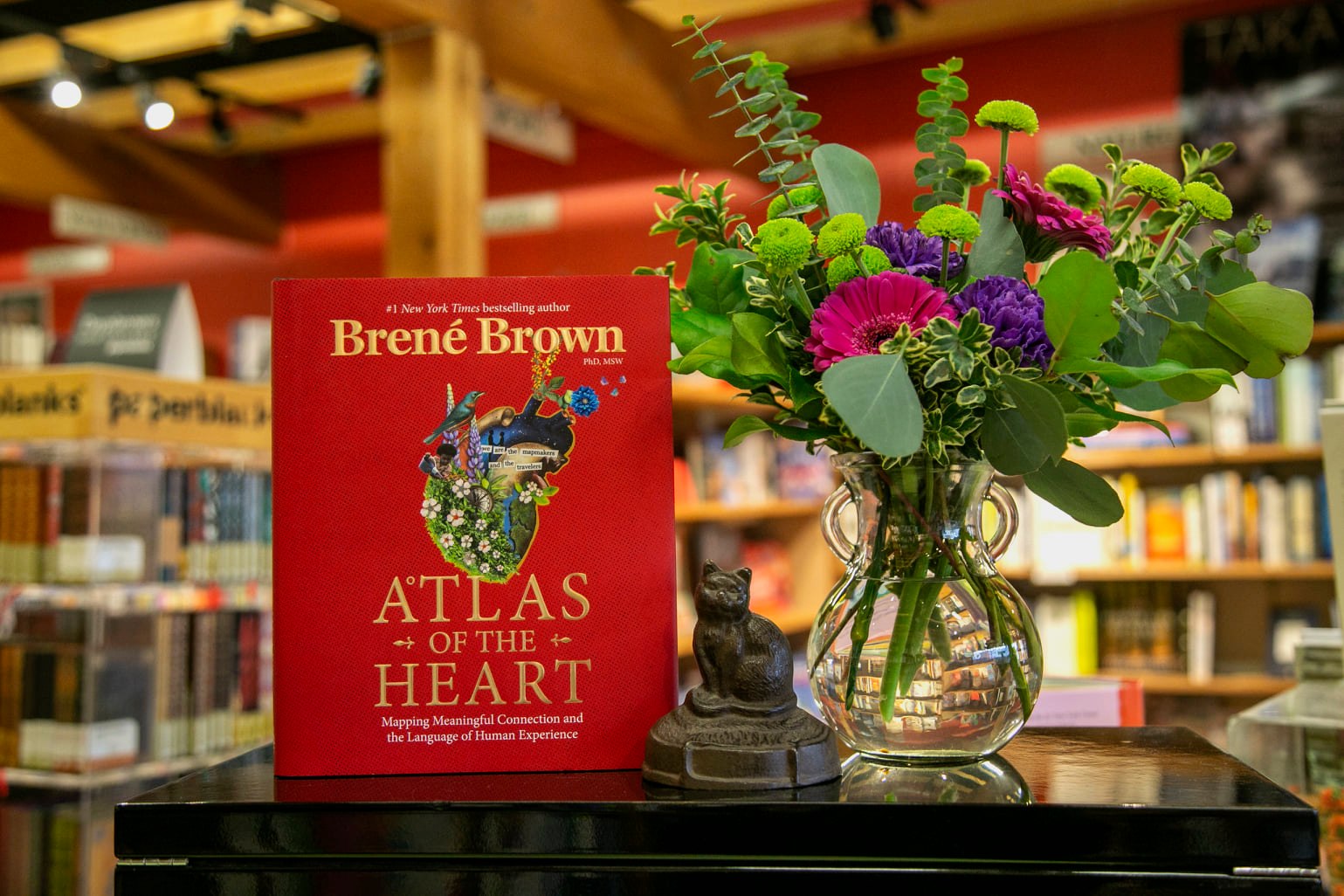 Picture of Atlas of the Heart: Mapping Meaningful Connection and the Language of Human Experience by Brené Brown - Premium - Paperback