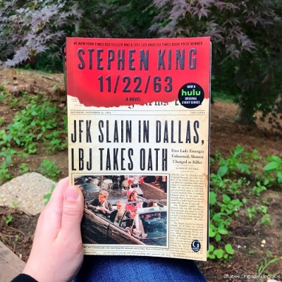 Picture of 11/22/63 Novel by Stephen King - Premium - Paperback