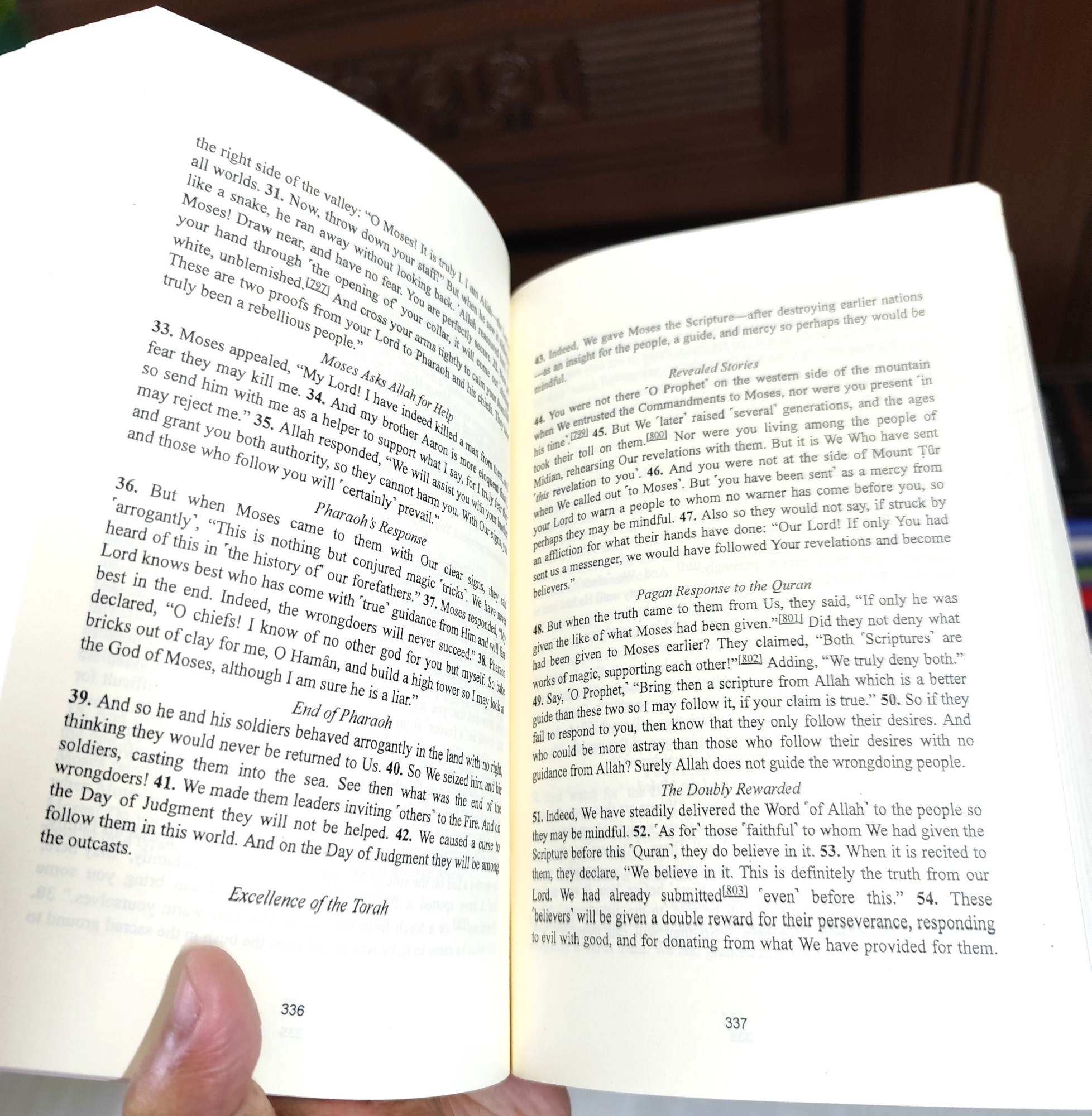 Picture of The Clear Quran: A Thematic English Translation by Dr. Mustafa Khattab | Paperback