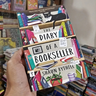 Picture of The Diary of a Bookseller Book by Shaun Bythellv- Premium - Paperback
