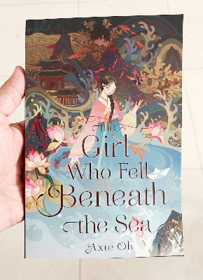 Picture of The Girl Who Fell Beneath the Sea by Axie Oh - Premium - Paperback