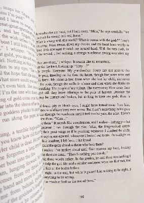 Picture of The Girl Who Fell Beneath the Sea by Axie Oh - Premium - Paperback