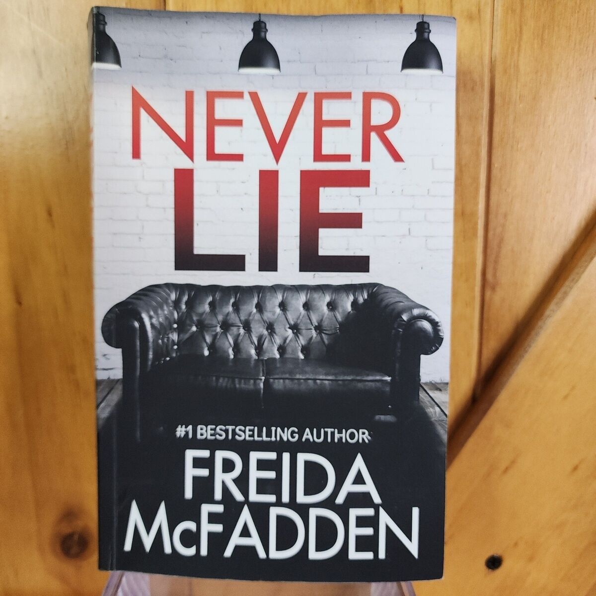 Picture of Never Lie Book by Freida McFadden - Premium - Paperback