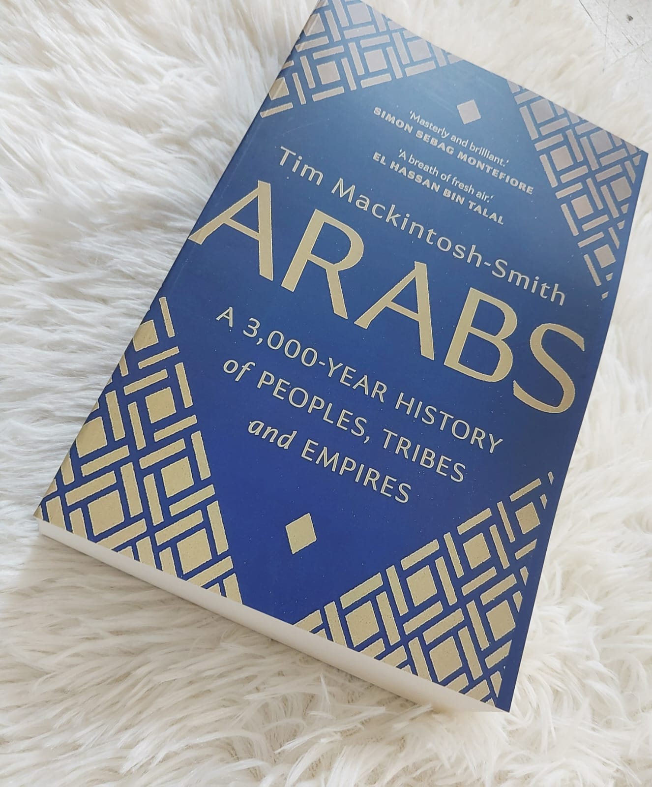 Picture of Arabs: A 3,000-Year History of Peoples, Tribes and Empires by Tim Mackintosh-Smith - Premium - Paperback