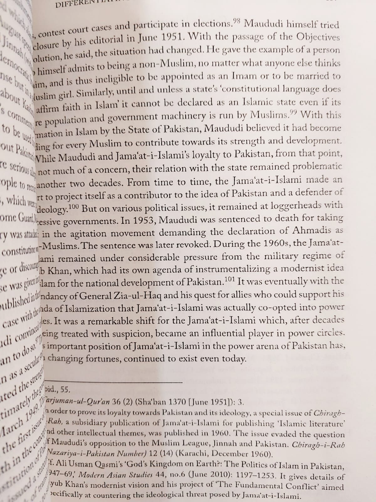 Picture of Muslims Against the Muslim League by Megan Eaton Robb - Premium - Paperback