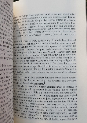 Picture of 23 Things They Don't Tell You about Capitalism by Ha-Joon CHANG - Premium - Paperback
