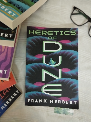 Picture of Heretics of Dune (Dune 5) by Frank Herbert - Premium - Paperback