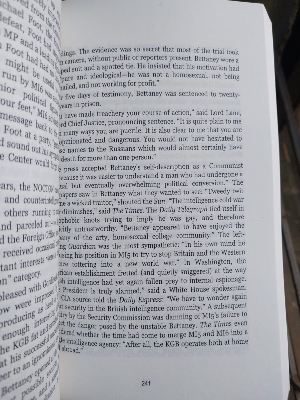 Picture of Prisoners of Geography The Quiz Book: How Much Do You Really Know About the World? The perfect gift for any armchair traveller by Tim Marshall