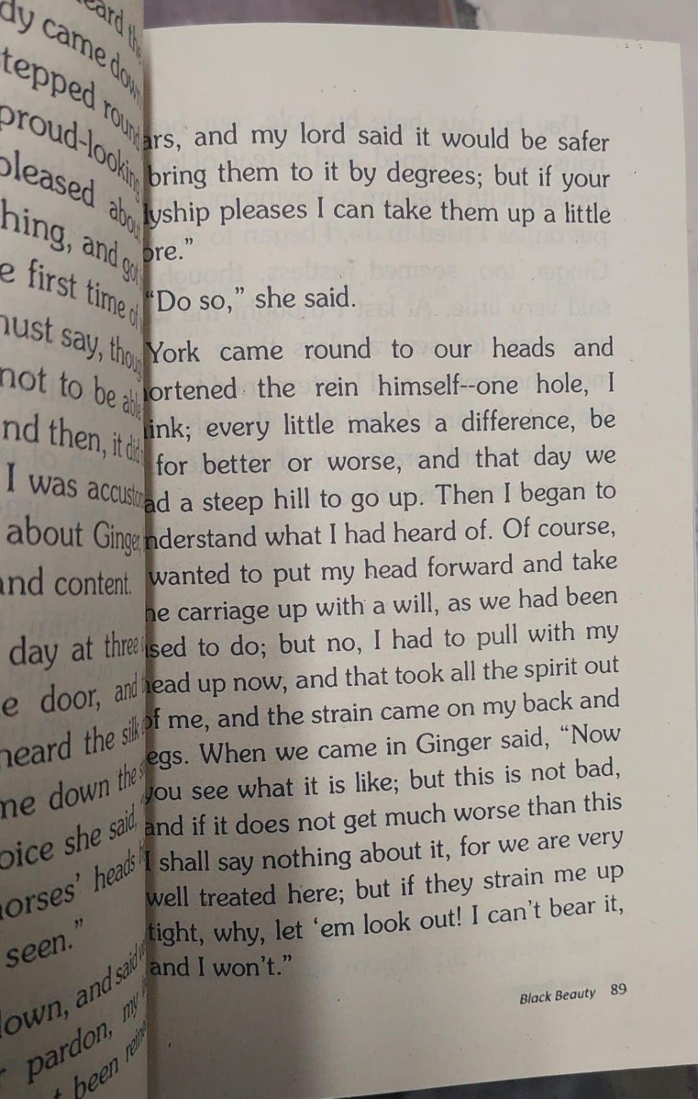 Picture of Black Beauty (Illustrated Classics) by Anna Sewell - Yellow - Paperback