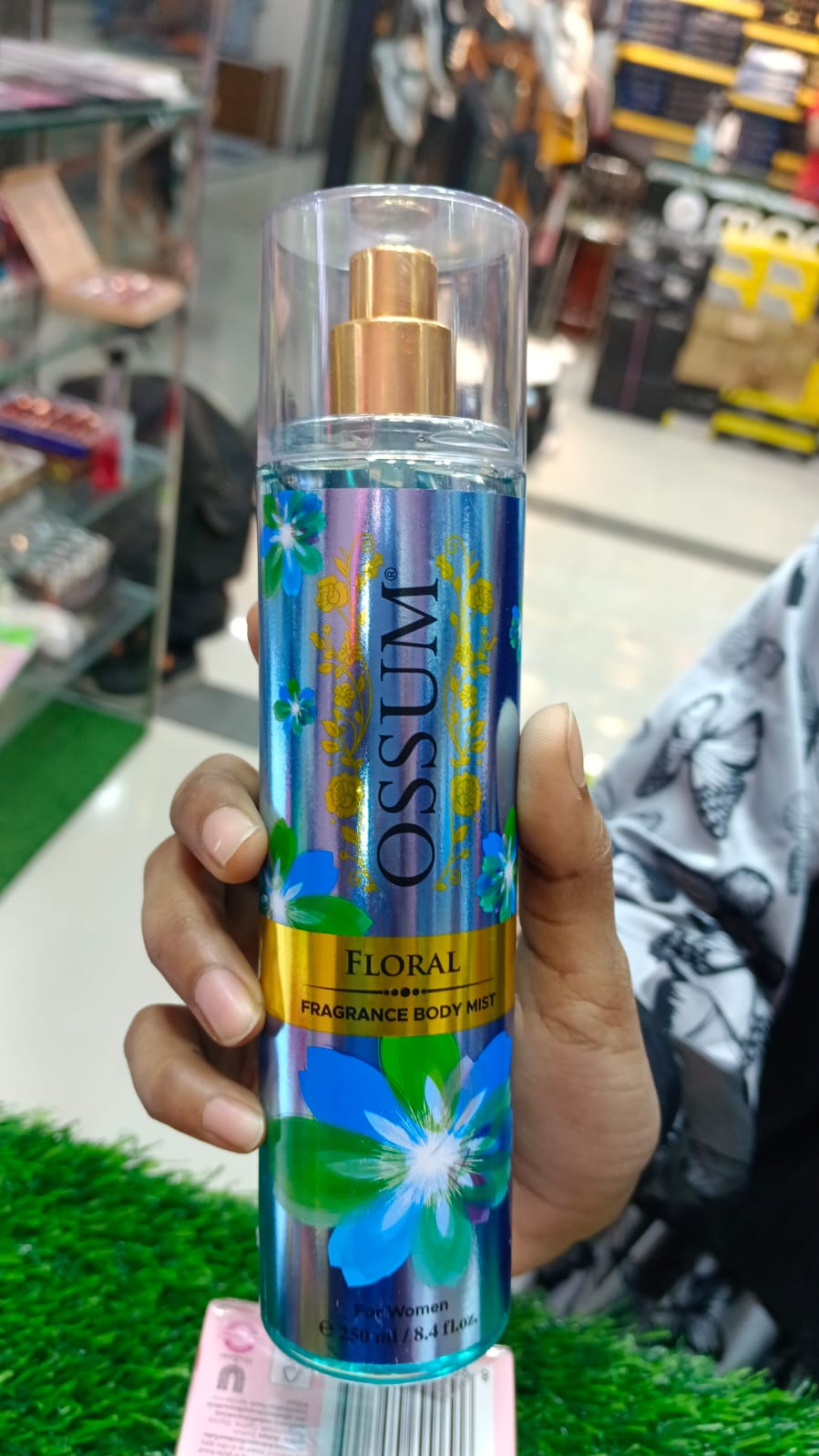 Picture of International Sharjah product Body perfume party scent O ssum Floral used for female - 250 ml