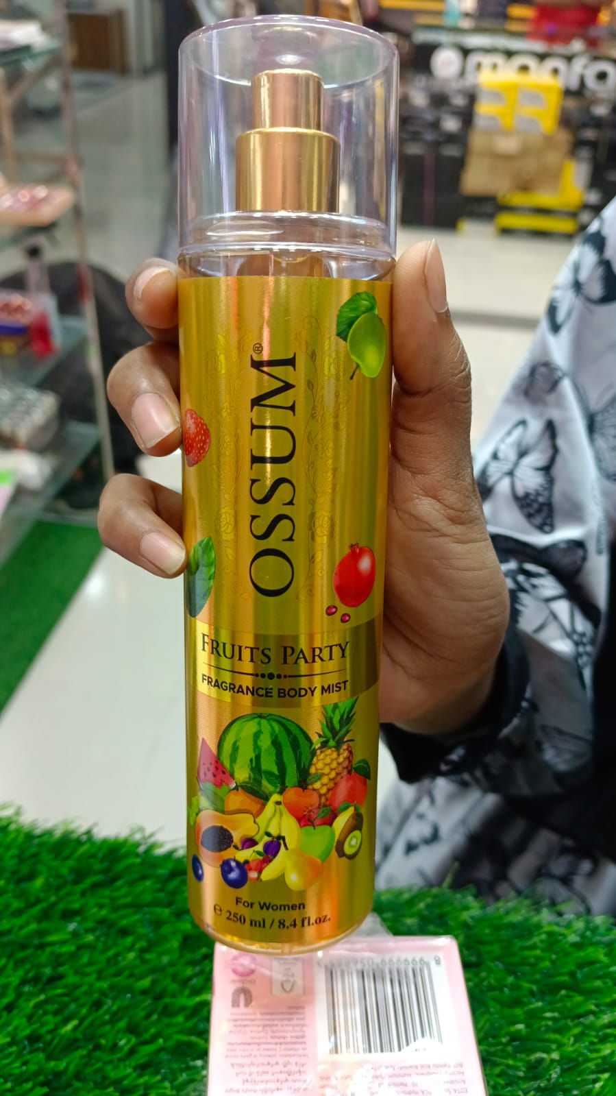 Picture of International Sharjah product Body perfume party scent Os sum Fruits party used for female - 250 ml