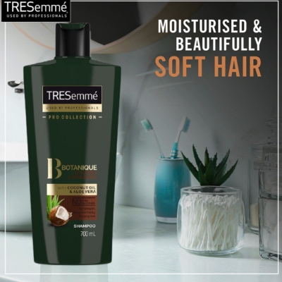 Picture of International USA product Hair care Tre semme  Botanique Nourish & Replenish Shampoo used for male/ female - 700 ml
