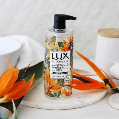 Picture of Body care International European product  Lux Bird of paradise & rosehip oil shower gel used for male/female - 750 ml