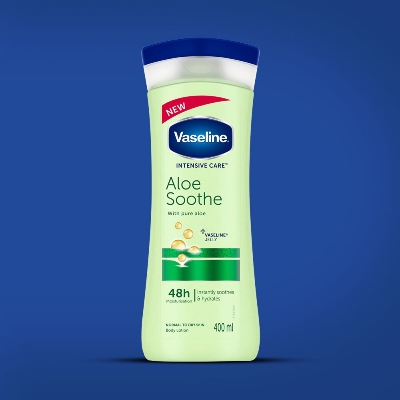 Picture of Any season used International South African Product Vaseline Lotion aloe soothe lime green color for male / female - 400 ml