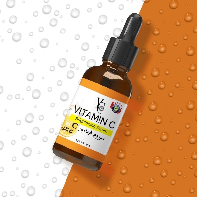 Picture of 30 ml YC Vitamin C Whitening Fairness serum International Thailand product used for male female