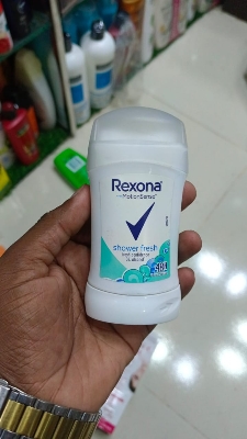Picture of 40 gm Rexona shower fresh deodorant International UAE product used for female