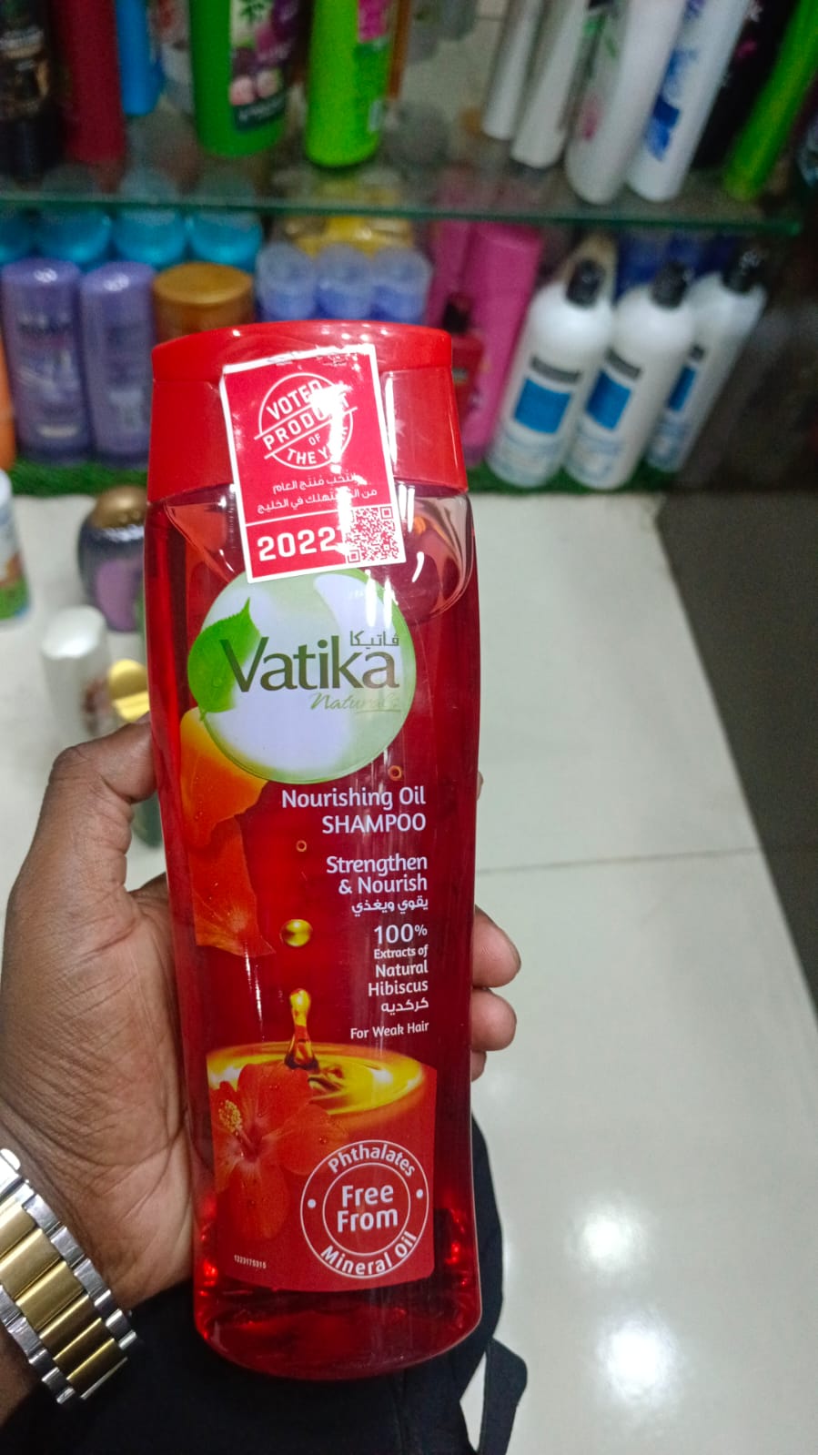 Picture of 425 ml Vatika Nourishing oil shampoo International Australian product used for male female