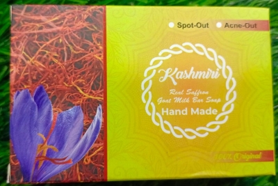 Picture of 100 gm Kashmiri hand made Saffron & Goat milk soap Export quality product used for male female