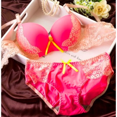 Picture of Comfortable and stylish Bra and Panty Set for Women - Bra
