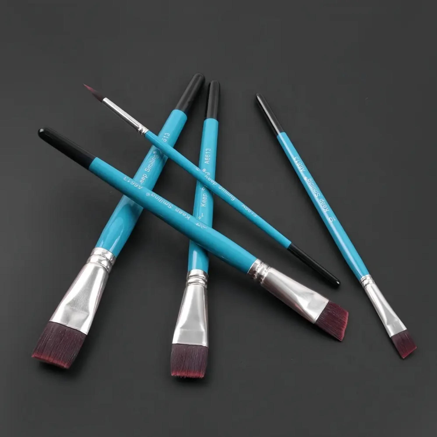 Picture of Keep Smiling 12pcs Paint Brush Set Nylon Hair Artist Paint Brushes Wooden Handle Paintbrush