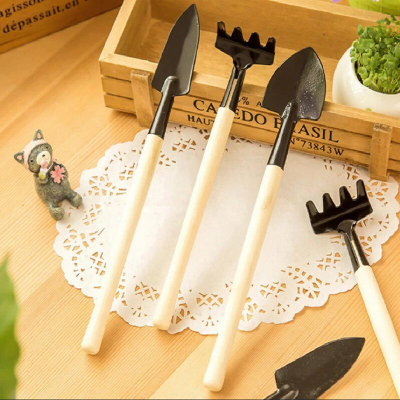 Picture of 3pcs Mini Portable Gardening Tool - 1 Set