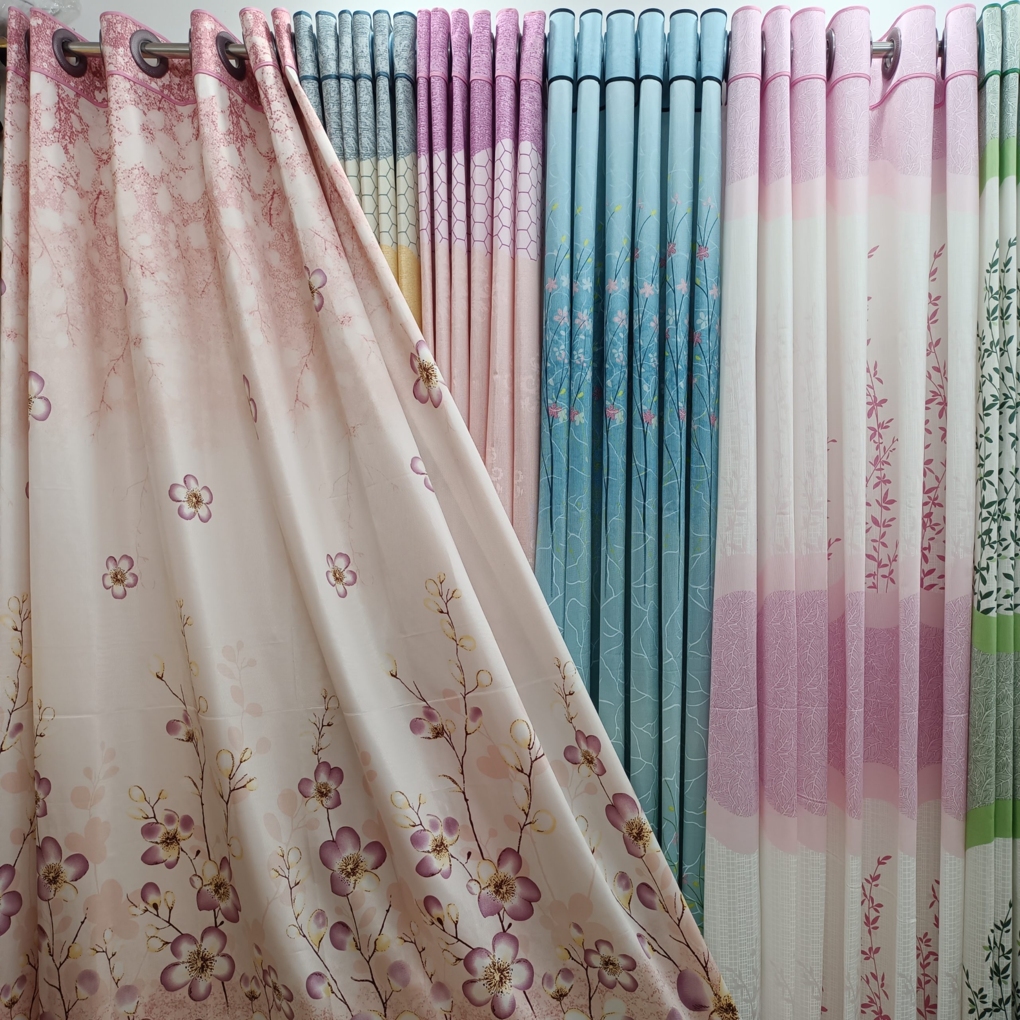 Picture of Luxury Special Curtain 8 kuchi