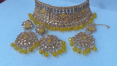 Picture of Bridal Wedding Ornament For Women