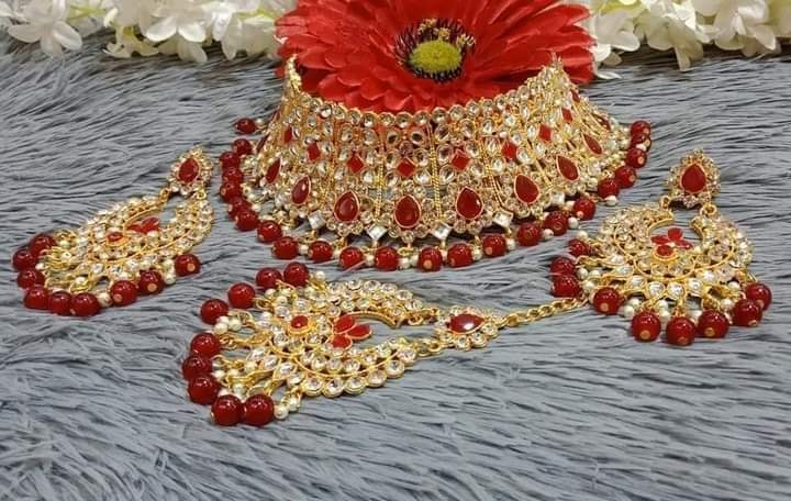 Picture of Beautyful Choker Nacklace For Women  Western neck wear choker Traditional Fashion Wedding/Party Bridal Choker Necklace Earrings & Tikli Jewellery Set