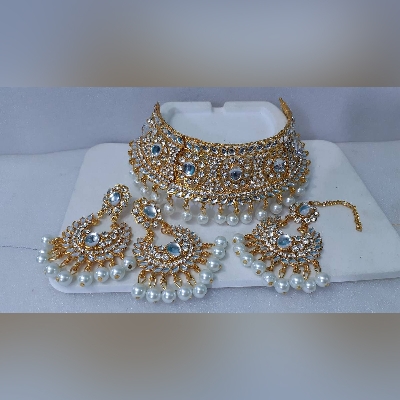 Picture of Beautiful Choker Necklace ,Traditional Fashion Wedding/Party Bridal Choker Necklace Earrings & Tikli. Jewellery Set For Women.