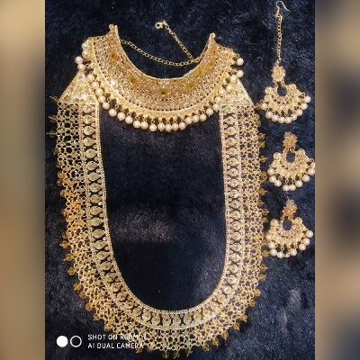 Picture of Gold Plated Jewellery Set For Women