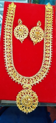 Picture of Bridal Wedding Ornament For Women