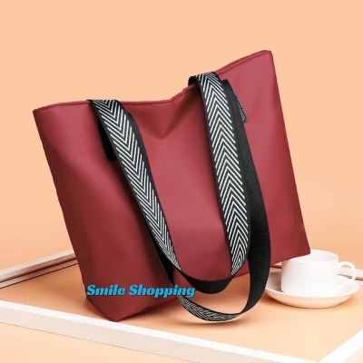 Picture of Fashionable Shoulder Bags For Women. Premium Quality Women Fashion Shoulder Bag