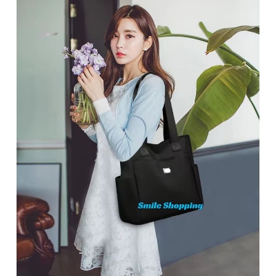 Picture of Fashionable Large Capacity Shoulder Handbag For Women Nice Shoulder Bag