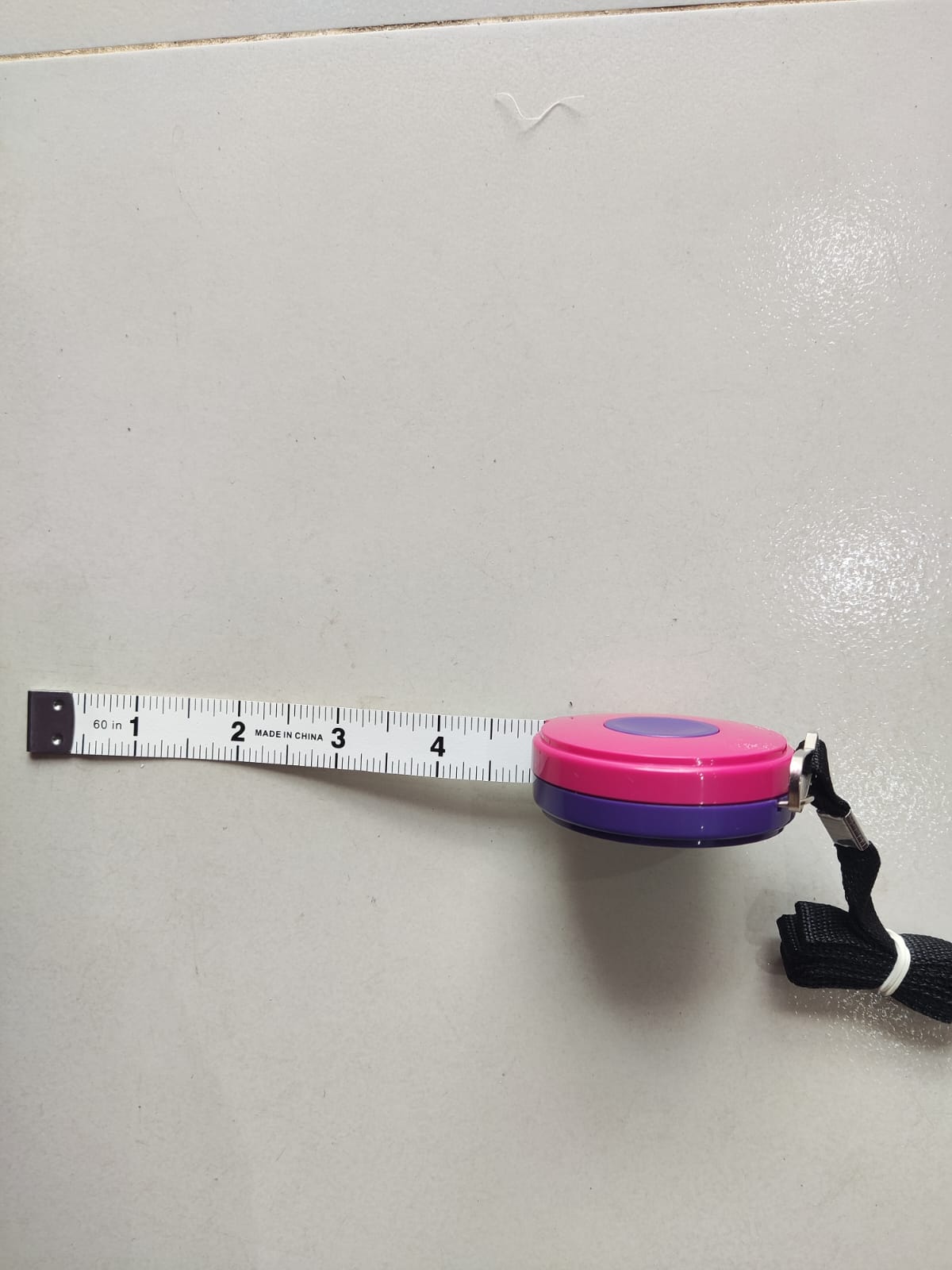 Picture of PEAK High Quality Measuring Tape With Holding Belt -60in/150cm