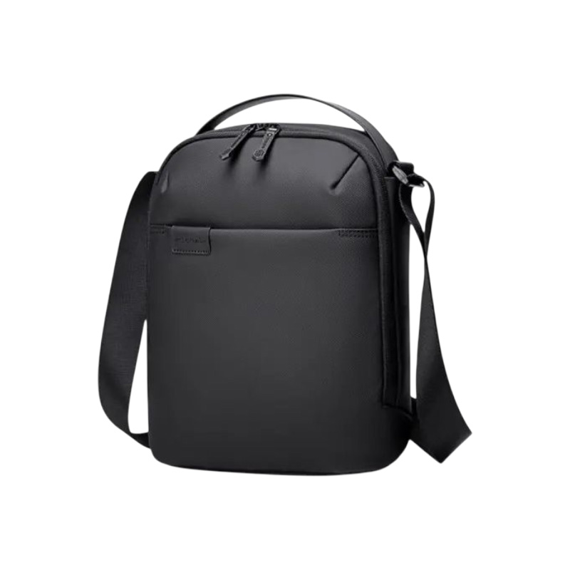 Picture of Arctic Hunter K00579 cross body sling bag