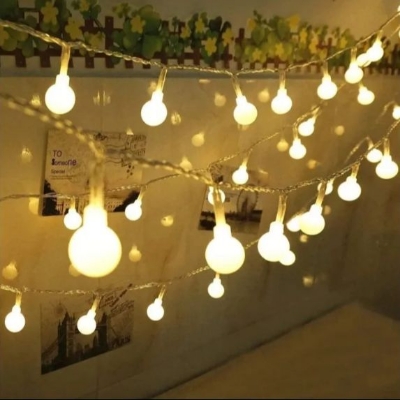 Picture of Warm White Snow Ball Fairy Lights (28-piece set, waterproof