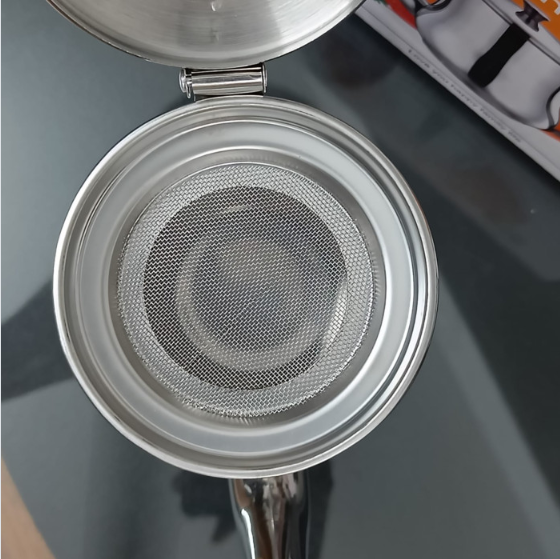 Picture of 750ML BIG SIZE Stainless Steel Oil Pot with Strainer