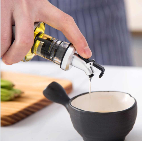Picture of 500ml Glass Oil Dispenser with Steel Cover – Stylish Seasoning Solution for Your Kitchen