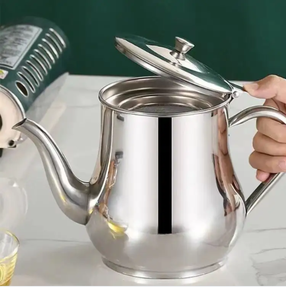 Picture of 5𝟓𝟎𝐌𝐋 Stainless Steel Oil Pot with Strainer