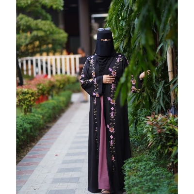 Picture of Muslima Dubai Embroidered Burqa Set