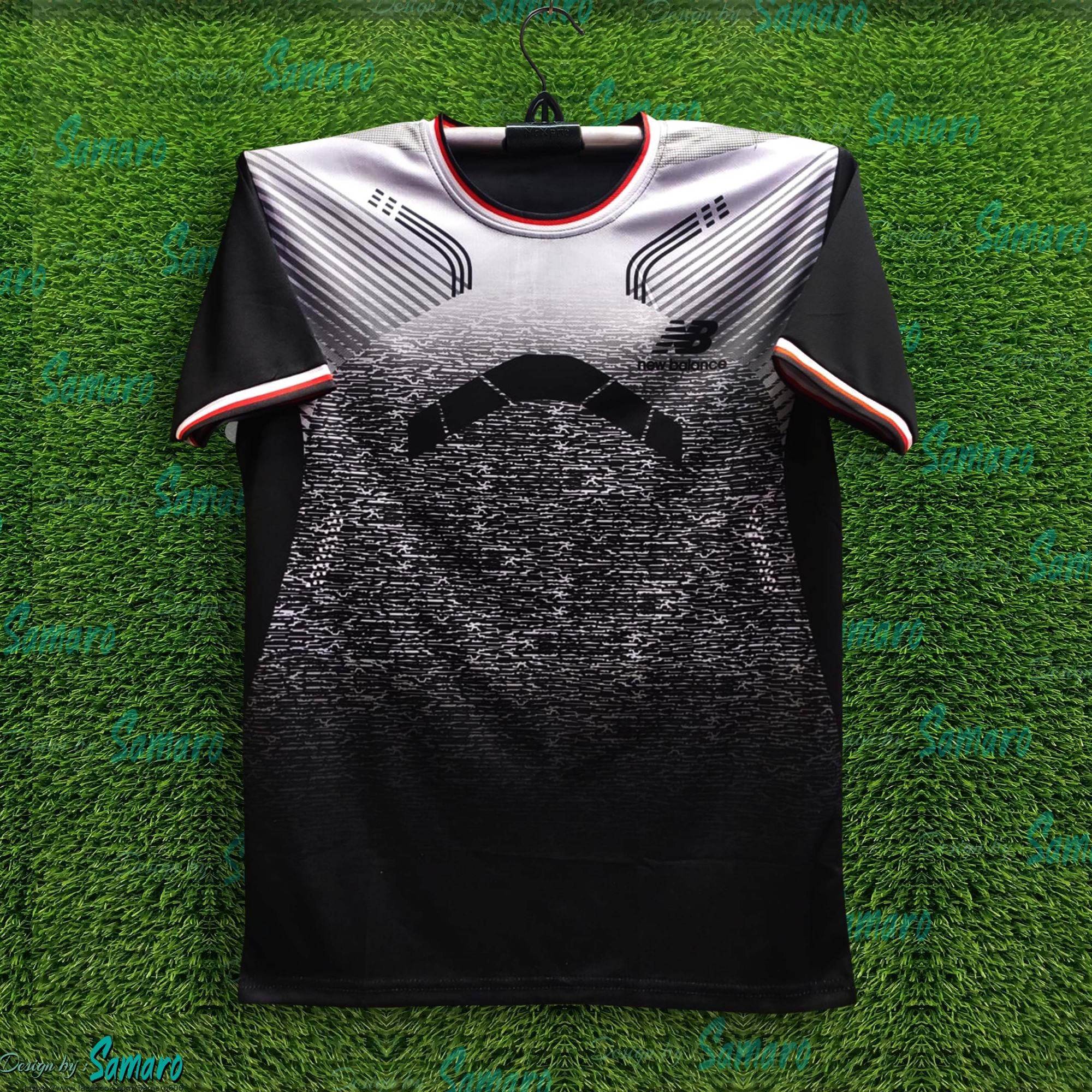 Picture of New Balance Short Sleeve T Shirt For Man - Half Sleeve  T Shirt - Jersey