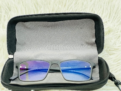 Picture of Anti blucut computer glass 100% UV protection