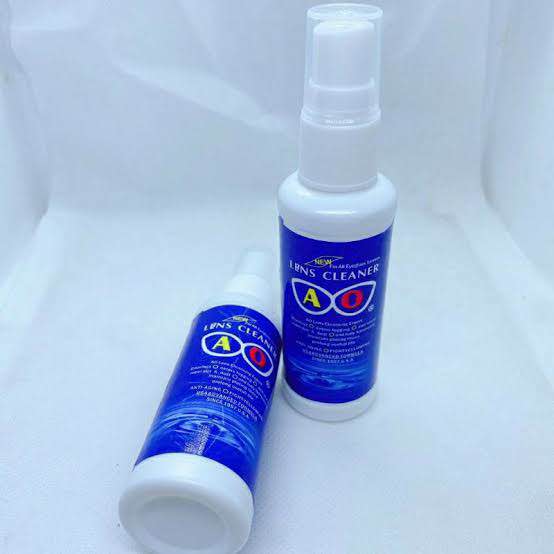 Picture of AO EyeWear Lens Cleaner Form USA