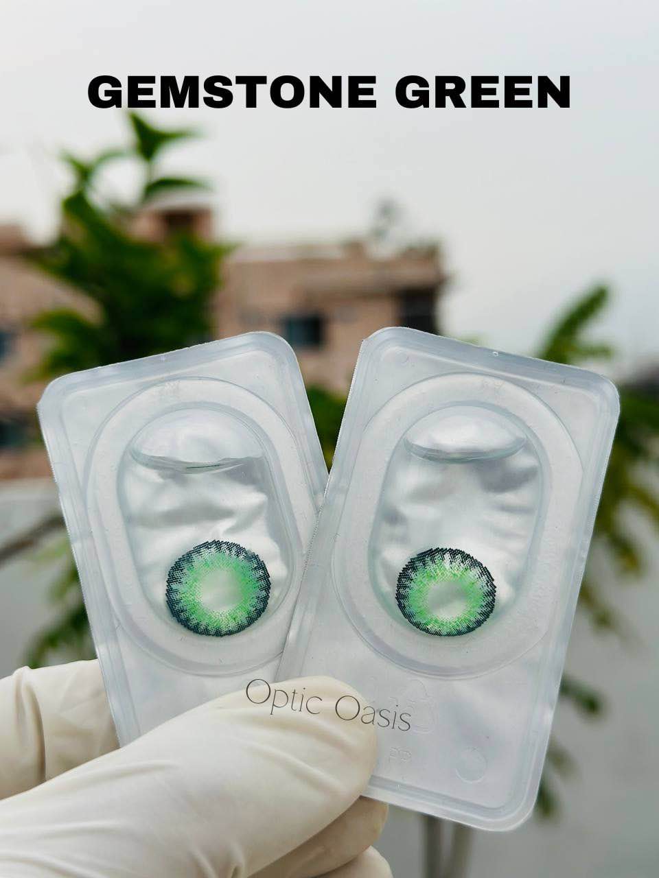 Picture of Freshlook contact lens colour gemstone green