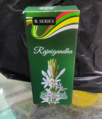 Picture of Rajnigandha Roll on Perfume Flower Attar Long Lasting Fragrance 6 Ml
