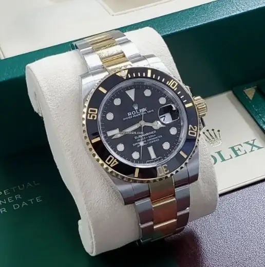 Picture of Luxurious stainless steel wrist matte watch for men