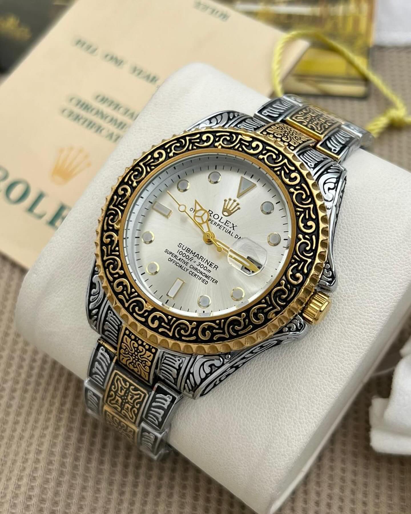 Picture of Top luxury Watch Copy series Gold Chain Steel For Men Stylish and Unique