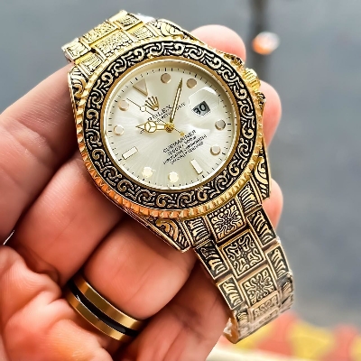 Picture of Stainless Steel Watch Gold Chain For Men Stylish Watch For Men